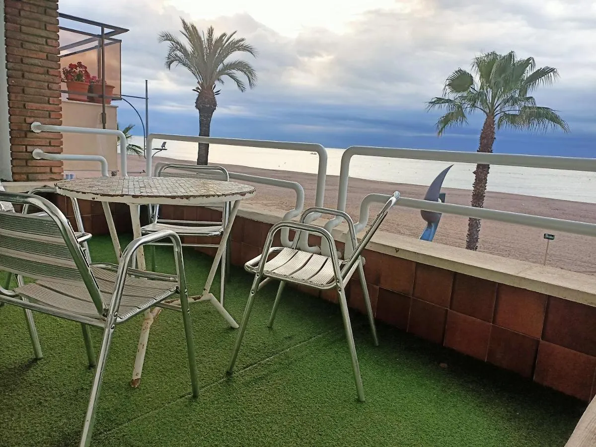 Piso Jover Alojamiento Para Mayores De 25 Anos !! Lloret de Mar