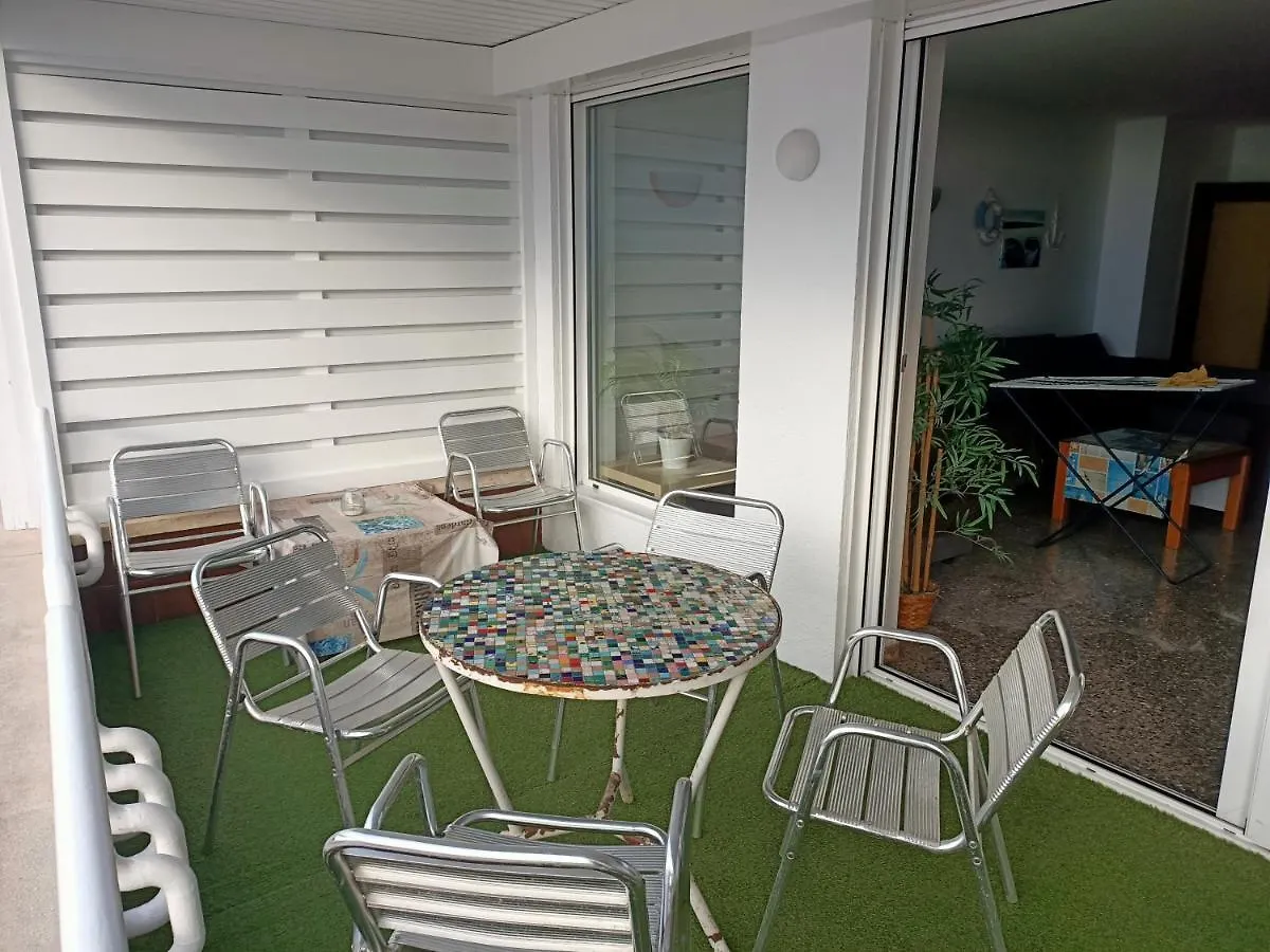 Piso Jover Alojamiento Para Mayores De 25 Anos !! Lloret de Mar Apartment